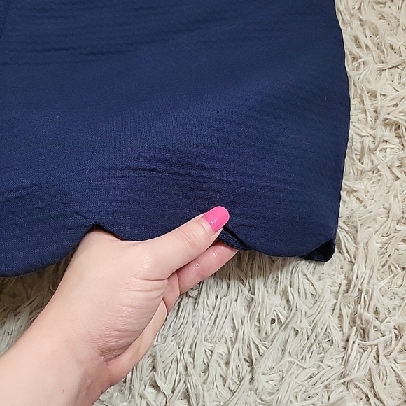 Lilly Pulitzer Shorts Buttercup Navy Blue Scallop Hem Size 12 Preppy Quiet Lux - Picture 11 of 11